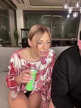 Snapshot of SexOnMyLvL chatting on February 24, 2025, 12:20 am SexOnMyLvL online show from February 24, 2025, 12:20 am