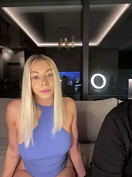 SexOnMyLvL online show from April 23, 2026, 8:22 pm