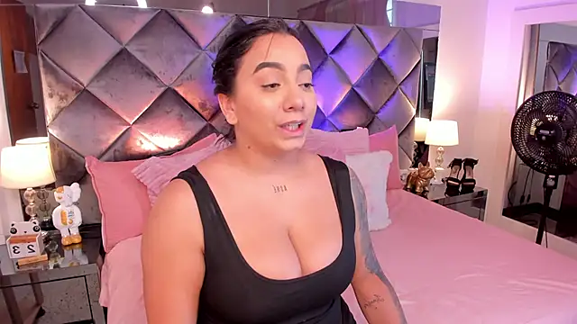 sofhiaa adaams online show from February 27, 2025, 6:53 pm