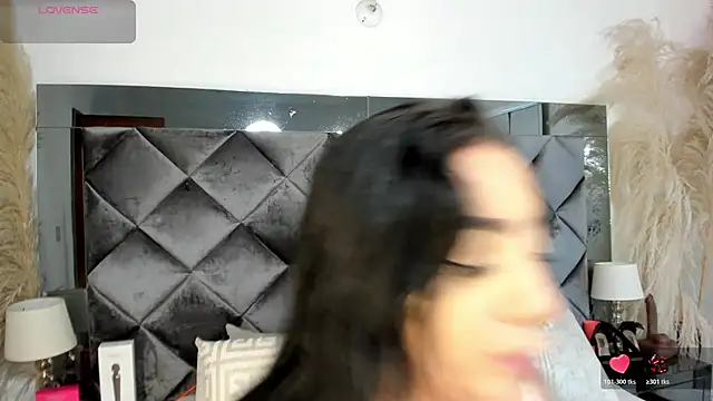 sofhiaa adaams online show from October 29, 2025, 11:06 pm