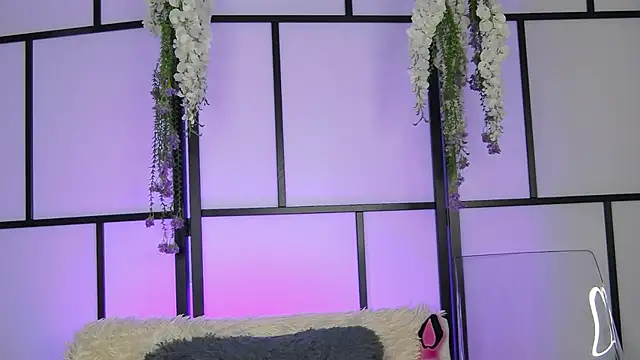 Xenomy online show from December 2, 2025, 7:03 am