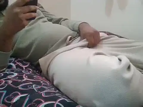 pratheeek18 online show from March 5, 2026, 5:36 am