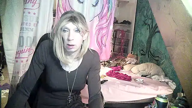 Ombeline1 online show from February 13, 2025, 5:58 am