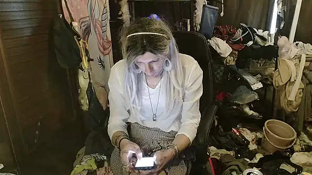 Ombeline1 online show from January 12, 2026, 11:48 am