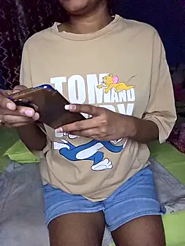 Triha 18 online show from November 19, 2025, 1:44 pm