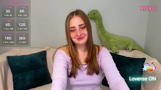 MilliStrii online show from April 6, 2026, 1:03 am