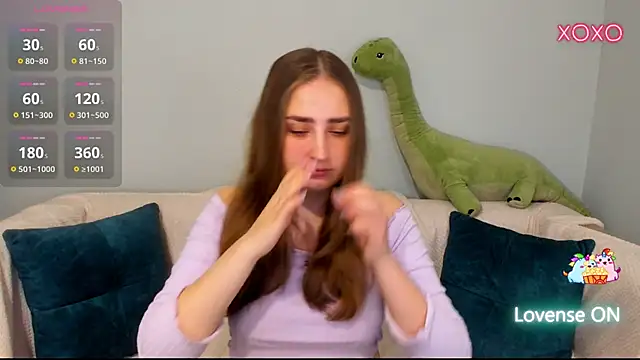 MilliStrii online show from April 22, 2026, 1:30 am