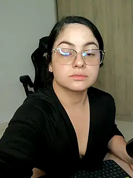 Snapshot of Lia_Hurley chatting on May 30, 2026, 8:50 pm Lia Hurley online show from May 30, 2026, 8:50 pm