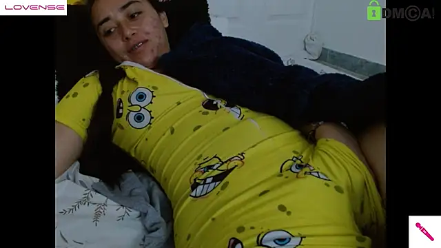 Hot Candy  online show from February 21, 2025, 10:39 am