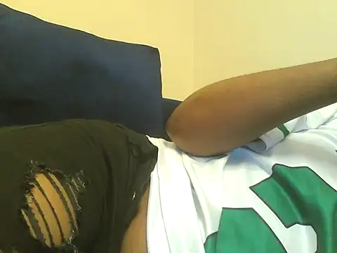 Snapshot of Sexy_Riri chatting on September 29, 2025, 6:57 pm Sexy Riri online show from September 29, 2025, 6:57 pm