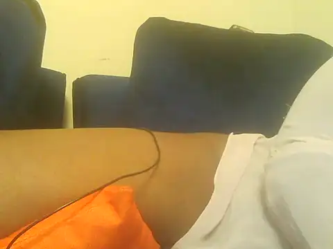 Snapshot of Sexy_Riri chatting on October 3, 2025, 1:13 am Sexy Riri online show from October 3, 2025, 1:13 am