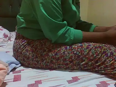 Sexy Riri online show from June 2, 2026, 3:19 am