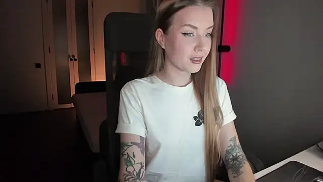 Midnight Mi online show from September 24, 2025, 3:15 pm