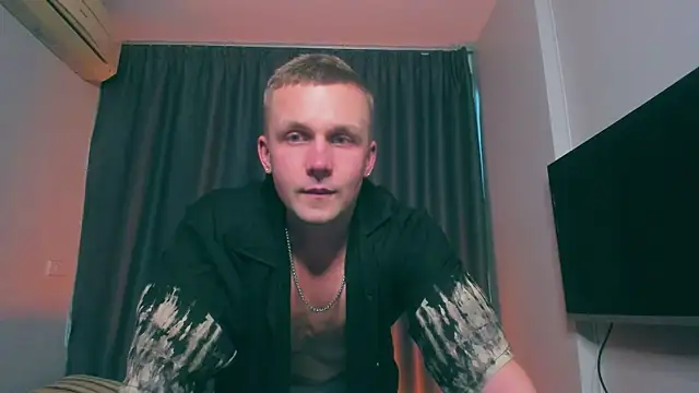 Samuel Andrew online show from March 16, 2025, 11:27 am