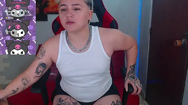 isabeautyx19 online show from January 8, 2025, 1:09 pm