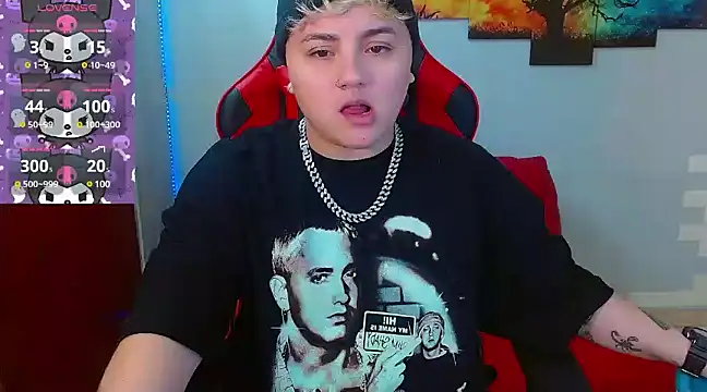 isabeautyx19 online show from January 21, 2025, 3:10 pm