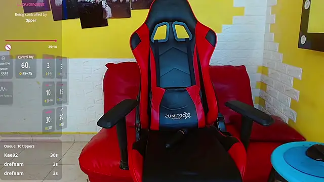 isabeautyx19 online show from March 11, 2025, 7:15 am