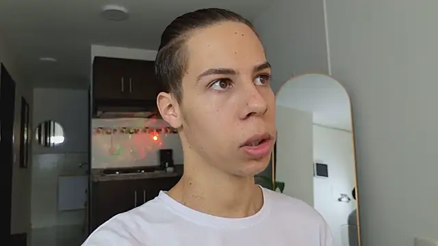 grey   27 online show from March 10, 2025, 11:42 am