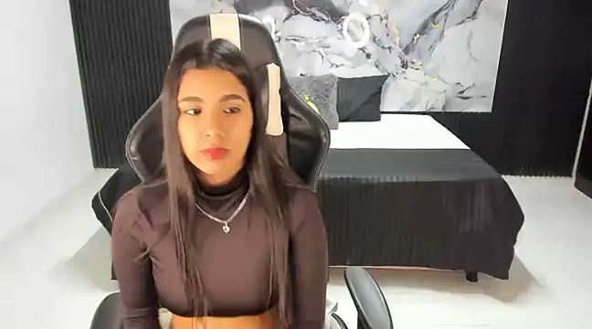 Ivy 16 online show from February 3, 2025, 12:03 pm