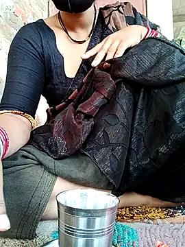 Snapshot of Mamta_Chaterjee chatting on May 18, 2026, 1:35 am Mamta Chaterjee online show from May 18, 2026, 1:35 am