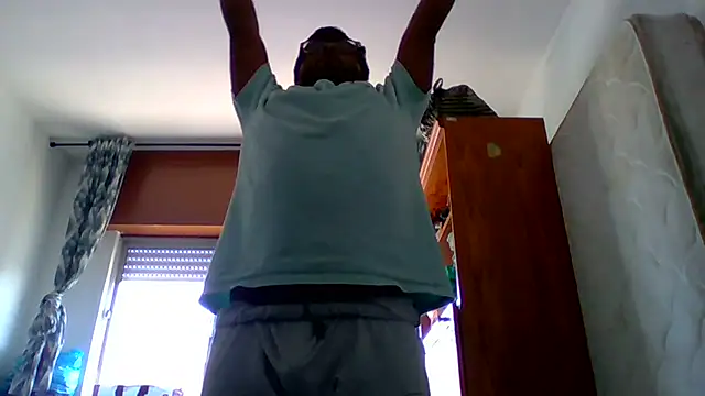 bigbutted daddy online show from January 2, 2025, 2:02 pm