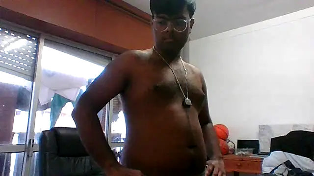 bigbutted daddy online show from February 17, 2025, 6:04 pm