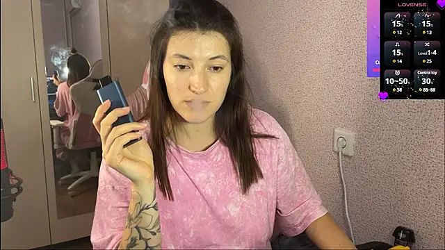 Katrin  kiss online show from February 5, 2025, 6:15 pm