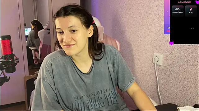 Katrin  kiss online show from February 7, 2025, 8:31 pm