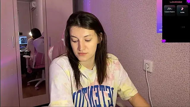 Katrin  kiss online show from February 9, 2025, 5:22 pm