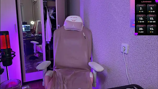 Katrin  kiss online show from February 21, 2025, 5:20 pm