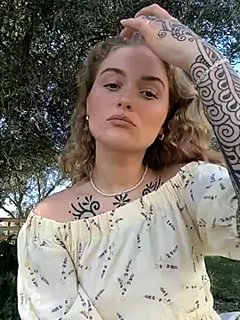 Goldloeckchen159 online show from March 14, 2025, 11:45 am