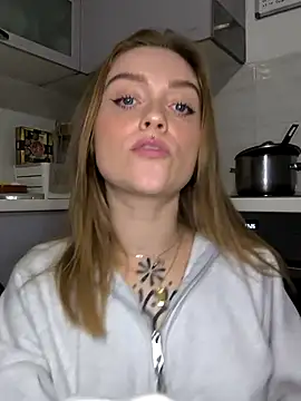 Goldloeckchen159 online show from January 9, 2026, 9:27 pm