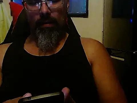 KrazyLegz online show from January 4, 2025, 8:05 pm