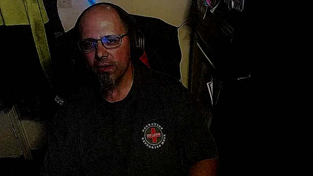 KrazyLegz online show from November 1, 2025, 10:12 pm