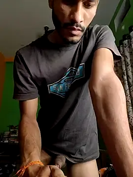 Snapshot of Palyboy426 chatting on January 24, 2025, 12:42 am Palyboy426 online show from January 24, 2025, 12:42 am