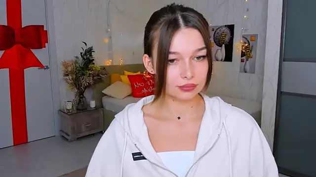 ContinentOfTranquility online show from February 3, 2025, 7:07 am