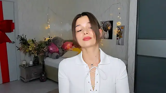 ContinentOfTranquility online show from March 17, 2025, 1:29 pm