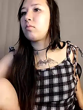 Japabaixinha online show from December 26, 2024, 3:16 am