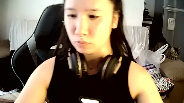 Japabaixinha online show from March 14, 2025, 7:55 pm