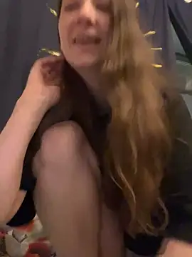 Lori Foxy online show from January 6, 2025, 6:20 pm