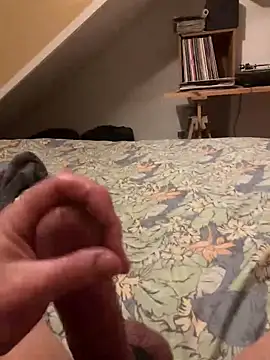 LivingLegend1978 online show from January 22, 2025, 5:06 pm