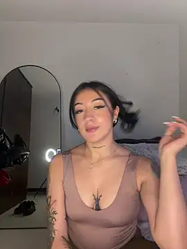 keilelewis online show from March 13, 2025, 10:54 pm