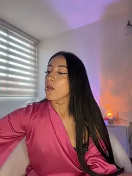 keilelewis online show from April 16, 2026, 9:39 pm