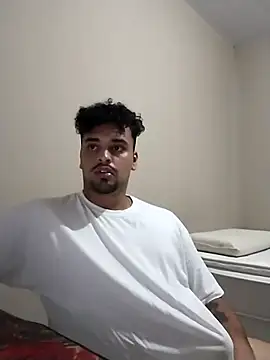 Xcumshot33 online show from March 10, 2025, 9:40 pm