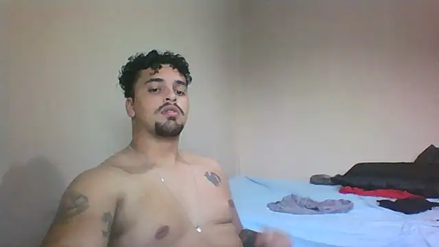 Xcumshot33 online show from October 3, 2025, 8:17 pm