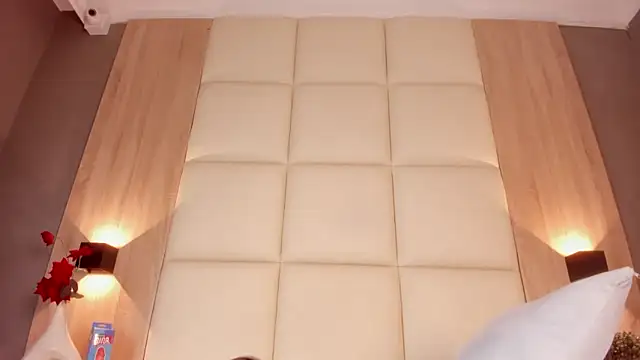 bella1207 online show from February 12, 2026, 7:20 pm