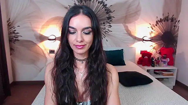 KatherineBisou online show from September 25, 2025, 6:22 pm