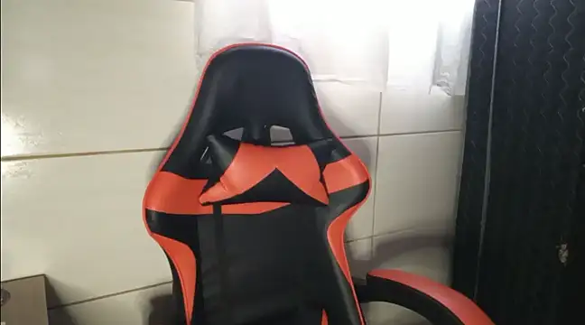 bombomepimenta online show from February 23, 2025, 7:49 pm