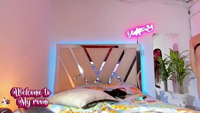 violeta prince online show from December 17, 2024, 7:50 am