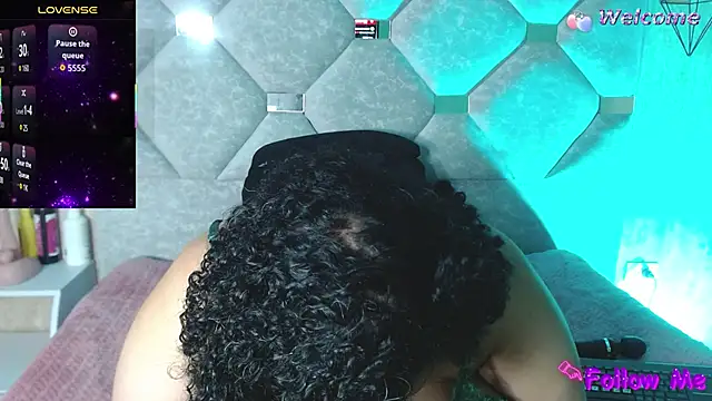 Danielaa a online show from March 17, 2026, 12:37 am